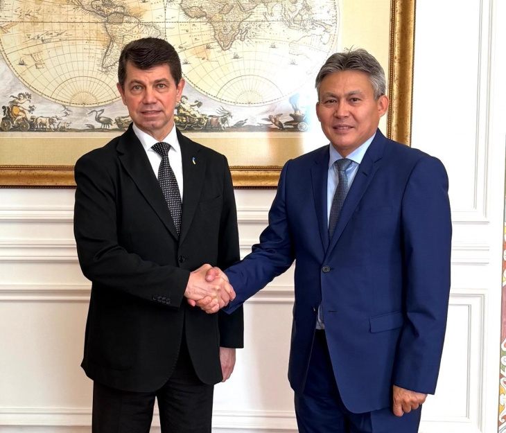 міністерство закордонних справ україни - олександр міщенко провів зустріч з послом казахстану в україні толєжаном барлибаєвим